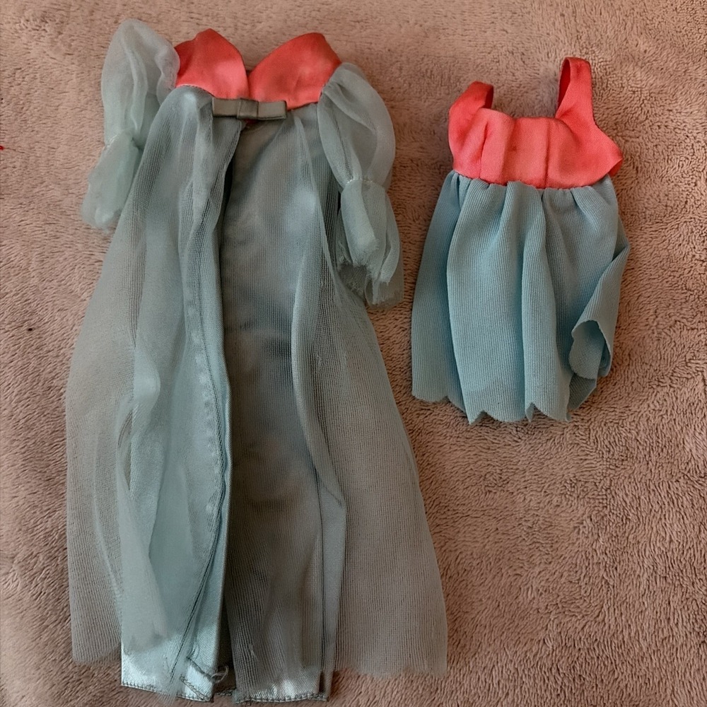 Vintage Barbie #1489 Cloud 9‎ Nightgown Robe Chiffon Pink Satin